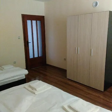 Apartment Къща За Гости Демика *