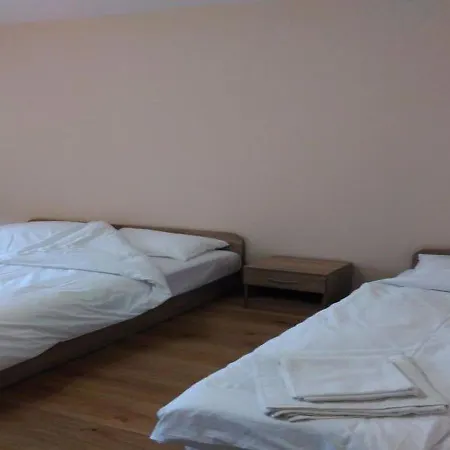 Apartment Къща За Гости Демика *