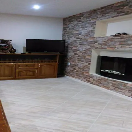 Къща За Гости Демика Apartment *