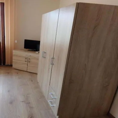 Къща За Гости Демика Apartment